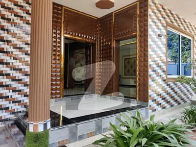 ائیرپورٹ ہاؤسنگ سوسائٹی - سیکٹر 2 ائیرپورٹ ہاؤسنگ سوسائٹی,راولپنڈی میں 6 کمروں کا 1 کنال مکان 6.5 کروڑ میں برائے فروخت۔