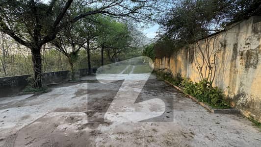 1.5 Kanal plot For Sale Spring Valley Islamabad