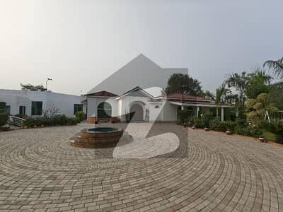 برکی روڈ کینٹ,لاہور میں 4 کمروں کا 16 کنال فارم ہاؤس 25.0 کروڑ میں برائے فروخت۔