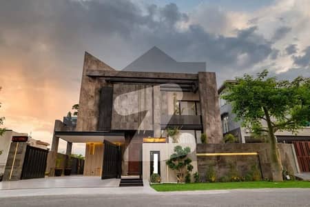 This Is Your Chance To Buy House In DHA Phase 7 Lahore