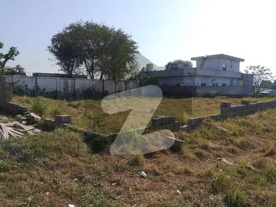 F17 Corner Plot For Sale 535 sq yd