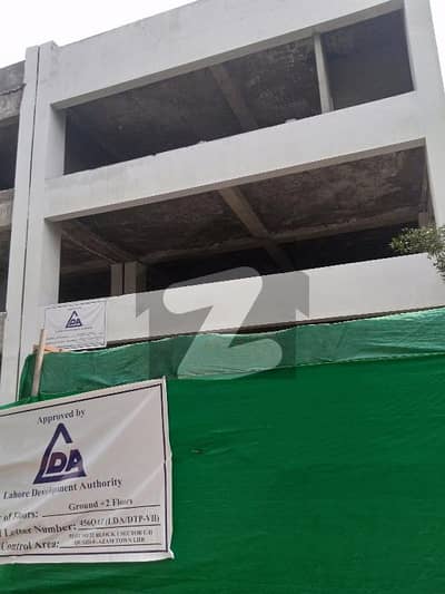 کالج روڈ لاہور میں 11 کمروں کا 1 کنال عمارت 13.0 لاکھ میں کرایہ پر دستیاب ہے۔