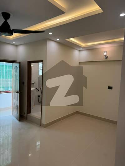 ڈی ایچ اے فیز 6 ڈی ایچ اے ڈیفینس,کراچی میں 2 کمروں کا 4 مرلہ فلیٹ 2.0 کروڑ میں برائے فروخت۔