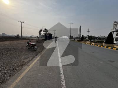5 Marla Plot For Sale In Central Park Lahore