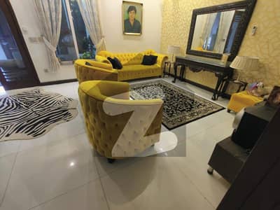 جوہر ٹاؤن فیز 2 - بلاک آر3 جوہر ٹاؤن فیز 2,جوہر ٹاؤن,لاہور میں 2 کمروں کا 5 مرلہ زیریں پورشن 65.0 ہزار میں کرایہ پر دستیاب ہے۔