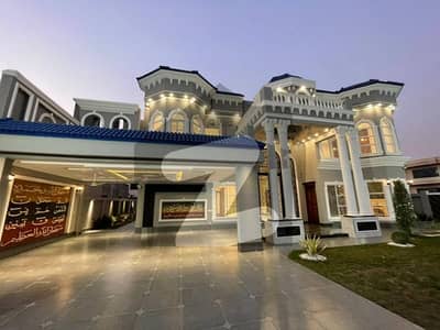 40 Marla 150 Feet Road Facing Park House Available for sale 6 7 Bathroom Cinema Hall NFC Lahore