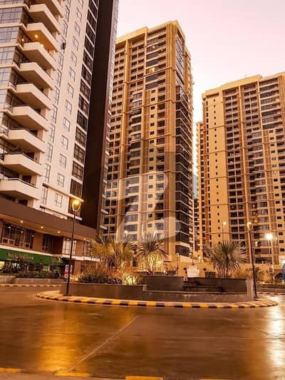 امارکریسنٹ بے ڈی ایچ اے فیز 8,ڈی ایچ اے ڈیفینس,کراچی میں 3 کمروں کا 9 مرلہ فلیٹ 8.0 کروڑ میں برائے فروخت۔