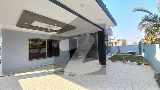 بحریہ انکلیو بحریہ ٹاؤن,اسلام آباد میں 5 کمروں کا 1 کنال مکان 3.0 لاکھ میں کرایہ پر دستیاب ہے۔