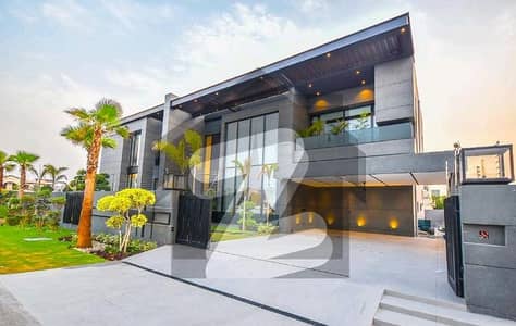 ڈی ایچ اے فیز 6 - بلاک سی فیز 6,ڈیفنس (ڈی ایچ اے),لاہور میں 7 کمروں کا 2 کنال مکان 48.0 کروڑ میں برائے فروخت۔