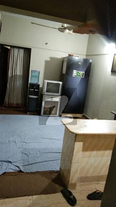 Prime Location Flat In North Nazimabad - Block L Sized 850 Square Feet Is Available