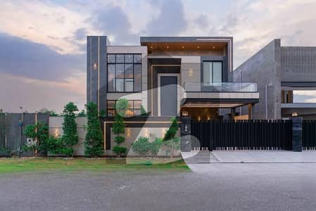 ڈی ایچ اے فیز 6 ڈیفنس (ڈی ایچ اے),لاہور میں 6 کمروں کا 1 کنال مکان 7.99 کروڑ میں برائے فروخت۔