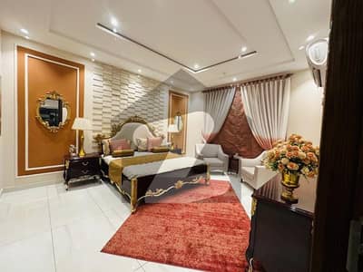 ڈی ایچ اے فیز 4 ڈیفنس (ڈی ایچ اے),لاہور میں 5 کمروں کا 1 کنال مکان 6.15 کروڑ میں برائے فروخت۔