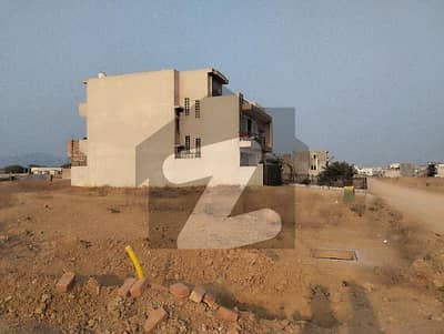 جی ۔ 14/1 جی ۔ 14,اسلام آباد میں 14 مرلہ رہائشی پلاٹ 2.15 کروڑ میں برائے فروخت۔