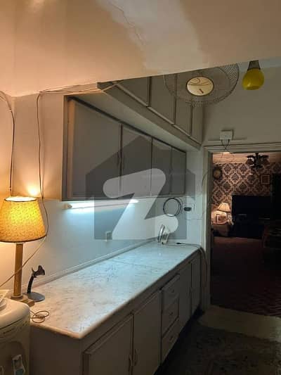 سرفراز رفیقی روڈ کینٹ,لاہور میں 6 کمروں کا 17 مرلہ مکان 11.5 کروڑ میں برائے فروخت۔