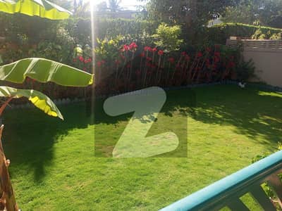 ڈی ایچ اے فیز 6 ڈی ایچ اے ڈیفینس,کراچی میں 5 کمروں کا 1 کنال مکان 12.5 کروڑ میں برائے فروخت۔