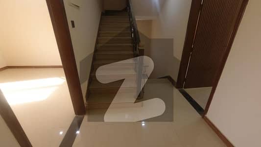 نیا ناظم آباد ۔ بلاک اے نیا ناظم آباد,کراچی میں 3 کمروں کا 5 مرلہ مکان 4.25 کروڑ میں برائے فروخت۔