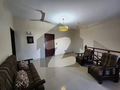 250 + 250 Yards Pair Excellent Condition Bungalow For Sale Dha Phase 6 Only Genuine Buyer For 2 Families And Rental Income Generate