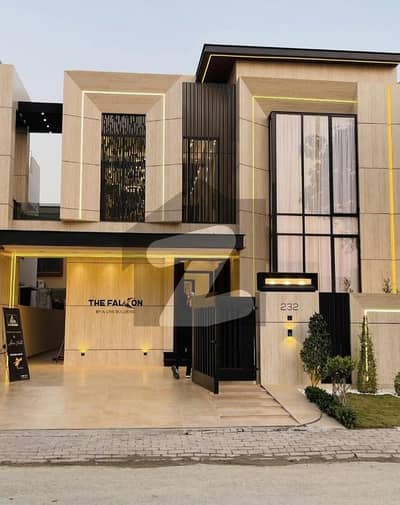 بحریہ ٹاؤن فیز 8 بحریہ ٹاؤن راولپنڈی,راولپنڈی میں 5 کمروں کا 8 مرلہ مکان 95.0 ہزار میں کرایہ پر دستیاب ہے۔