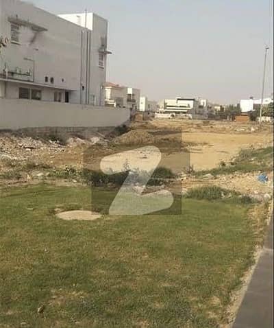 ڈی ایچ اے فیز 8 - بلاک وی فیز 8,ڈیفنس (ڈی ایچ اے),لاہور میں 1 کنال رہائشی پلاٹ 4.65 کروڑ میں برائے فروخت۔