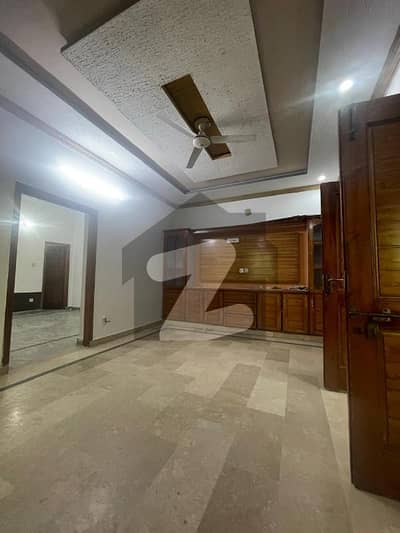 غوری گارڈن غوری ٹاؤن,اسلام آباد میں 5 کمروں کا 5 مرلہ مکان 1.9 کروڑ میں برائے فروخت۔