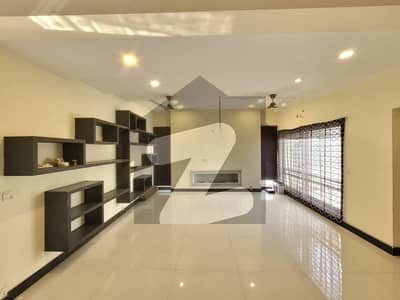 ڈی ایچ اے فیز 5 ڈیفنس (ڈی ایچ اے),لاہور میں 3 کمروں کا 1 کنال بالائی پورشن 1.25 لاکھ میں کرایہ پر دستیاب ہے۔