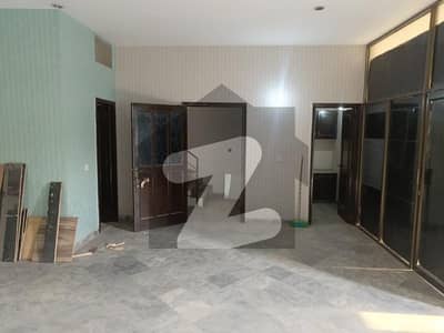 4 Marla Second Floor Office for Rent in DHA Phase 1 Block K