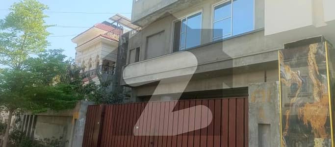 1 Kanal Grey Structure House For Sale