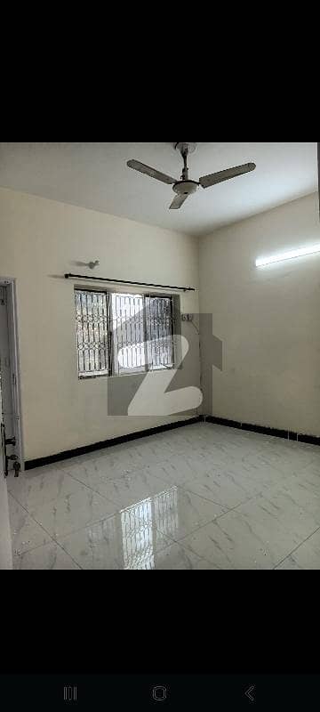 جی ۔ 10 اسلام آباد میں 2 کمروں کا 6 مرلہ بالائی پورشن 75.0 ہزار میں کرایہ پر دستیاب ہے۔