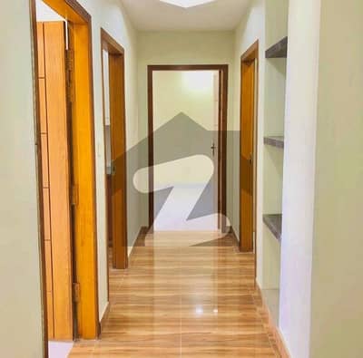 فیصل مارگلہ سٹی بی ۔ 17,اسلام آباد میں 3 کمروں کا 5 مرلہ فلیٹ 50.0 ہزار میں کرایہ پر دستیاب ہے۔