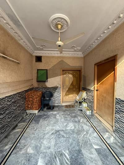 جوہر ٹاؤن فیز 1 - بلاک اے3 جوہر ٹاؤن فیز 1,جوہر ٹاؤن,لاہور میں 3 کمروں کا 5 مرلہ مکان 2.6 کروڑ میں برائے فروخت۔