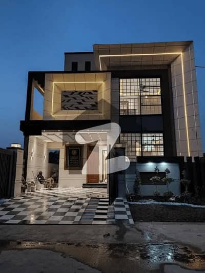 5 Marla Ultra Luxury House For Sale In CC Block Sector D Bahria Town Lahore
