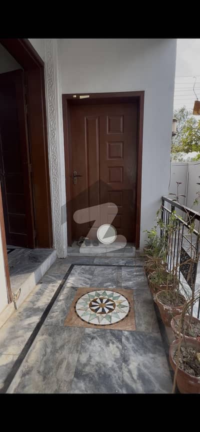 Lower Portion for Rent.