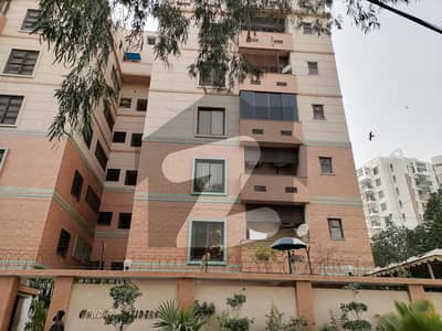 باتھ آئی لینڈ کراچی میں 4 کمروں کا 13 مرلہ فلیٹ 7.5 کروڑ میں برائے فروخت۔