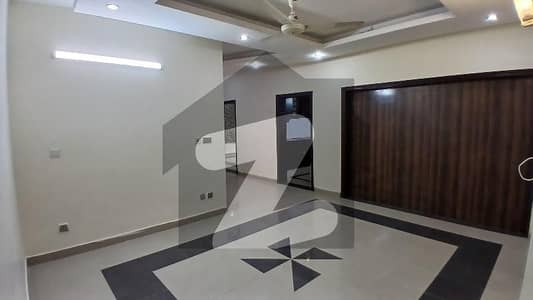 ای ۔ 11 اسلام آباد میں 3 کمروں کا 10 مرلہ زیریں پورشن 1.1 لاکھ میں کرایہ پر دستیاب ہے۔