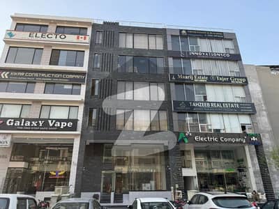 ڈی ایچ اے فیز 6 ڈیفنس (ڈی ایچ اے),لاہور میں 4 مرلہ عمارت 16.5 کروڑ میں برائے فروخت۔