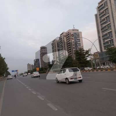 نیو بلیو ایریا اسلام آباد میں 19 مرلہ دفتر 48.0 کروڑ میں برائے فروخت۔