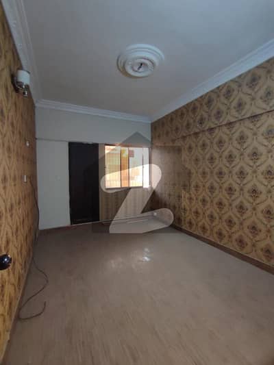 گلشنِ اقبال - بلاک 2 گلشنِ اقبال,گلشنِ اقبال ٹاؤن,کراچی میں 2 کمروں کا 4 مرلہ فلیٹ 1.2 کروڑ میں برائے فروخت۔