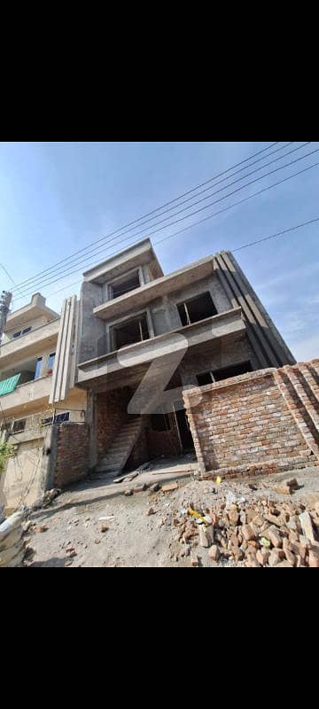 آئی ۔ 14/1 آئی ۔ 14,اسلام آباد میں 4 کمروں کا 5 مرلہ مکان 2.0 کروڑ میں برائے فروخت۔