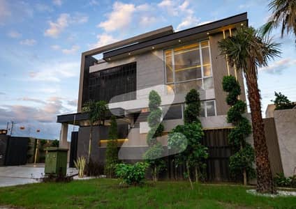 L-Block Ph. 6, kanal, 6-bed, one bed, hall & 2SQ in basement, 10 KV Solar System, fully Automated, Modern design