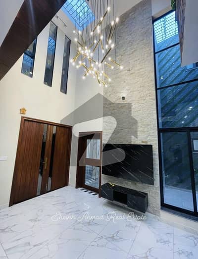 7 Marla Designer House Available