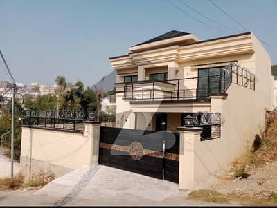 سیکٹر ڈی۔4 نیو میرپور سٹی,میر پور میں 5 کمروں کا 1 کنال مکان 7.8 کروڑ میں برائے فروخت۔