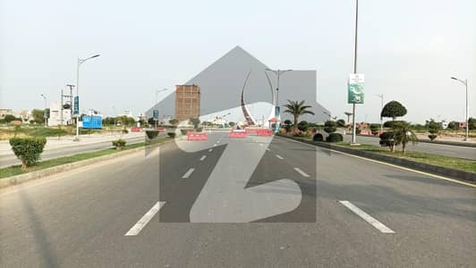Prime Location New Lahore City Phase 3 - Block C Residential Plot Sized 5 Marla