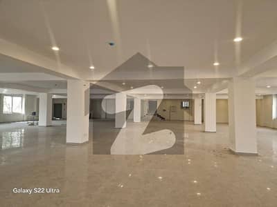 Premium Industrial Commercial 40000sqft Covered Area, with Modern Facilities. Ideal For IT Companies and Software Houses