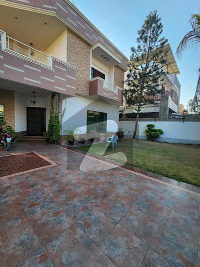 Proper 2 Unit 500 Yards Owner Built Design Bungalow With Big Lawn Parking Phase 6 Near Park Masjid