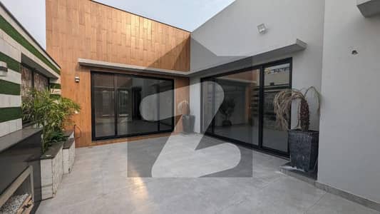 ڈی ایچ اے فیز 5 - بلاک اے فیز 5,ڈیفنس (ڈی ایچ اے),لاہور میں 5 کمروں کا 1 کنال مکان 12.99 کروڑ میں برائے فروخت۔