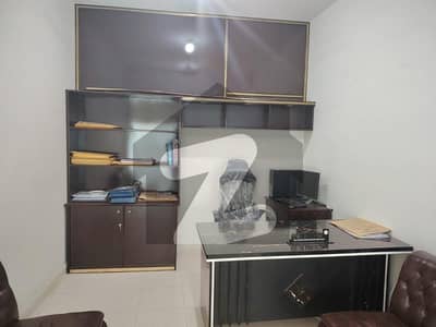 ڈی ۔ 12 مرکز ڈی ۔ 12,اسلام آباد میں 1 مرلہ دفتر 65.0 لاکھ میں برائے فروخت۔