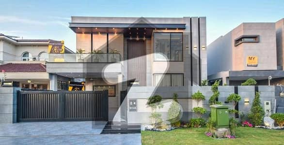 ڈی ایچ اے فیز 6 - بلاک ایل فیز 6,ڈیفنس (ڈی ایچ اے),لاہور میں 5 کمروں کا 1 کنال مکان 3.15 لاکھ میں کرایہ پر دستیاب ہے۔