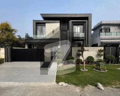 ڈی ایچ اے فیز 6 ڈیفنس (ڈی ایچ اے),لاہور میں 5 کمروں کا 1 کنال مکان 3.15 لاکھ میں کرایہ پر دستیاب ہے۔