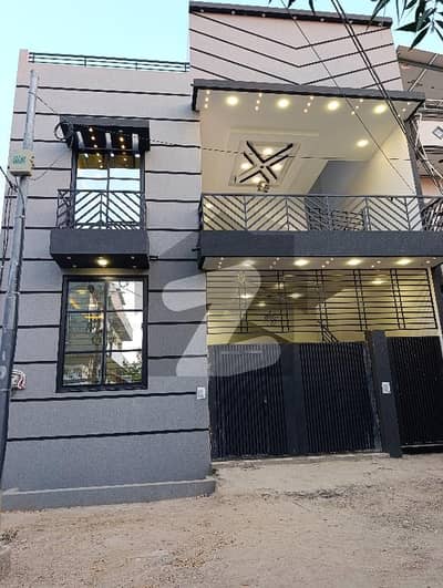 گلشنِ معمار - سیکٹر وائے گلشنِ معمار,گداپ ٹاؤن,کراچی میں 6 کمروں کا 8 مرلہ مکان 3.6 کروڑ میں برائے فروخت۔