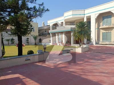 ایف ۔ 6/4 ایف ۔ 6,اسلام آباد میں 4 کمروں کا 2 کنال مکان 45.0 کروڑ میں برائے فروخت۔